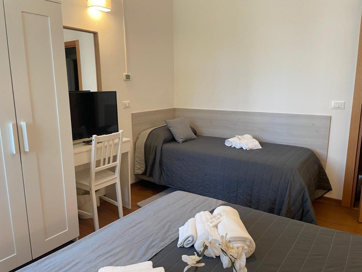 Hotel Augustus Milano Marittima Exterior photo