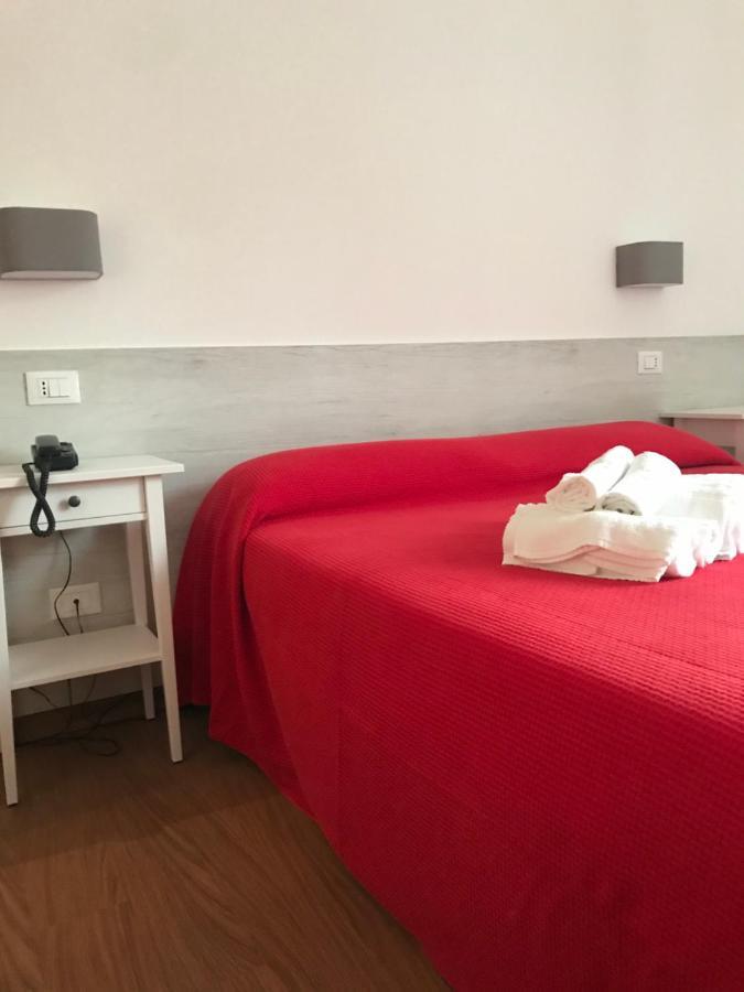Hotel Augustus Milano Marittima Exterior photo